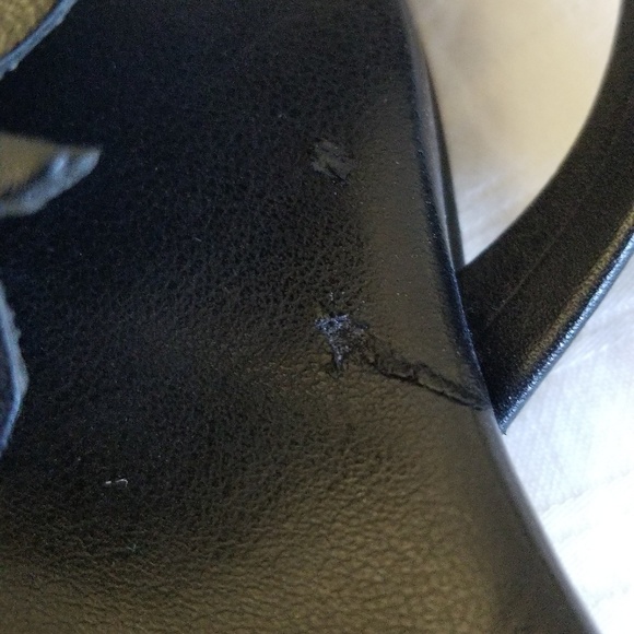 Reaction by Kenneth Treat Yourself sandals - Picture 6 of 6